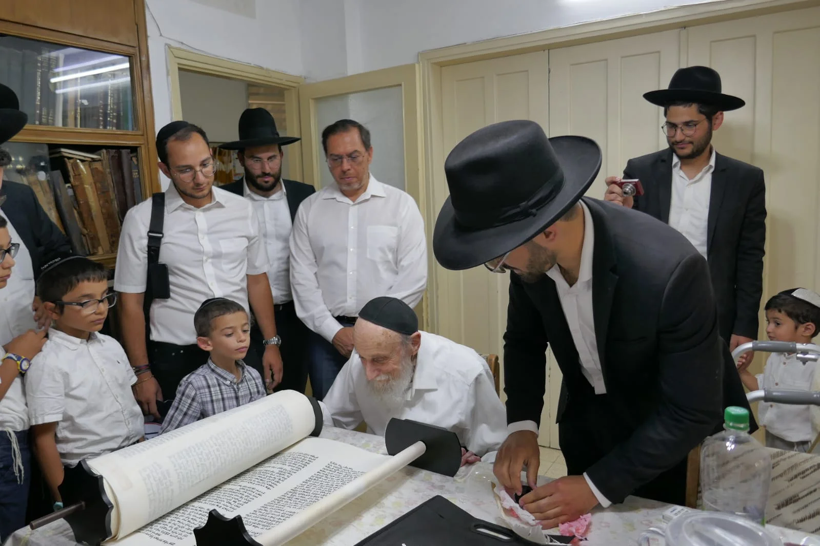 Hakhnassat Sefer Torah 1